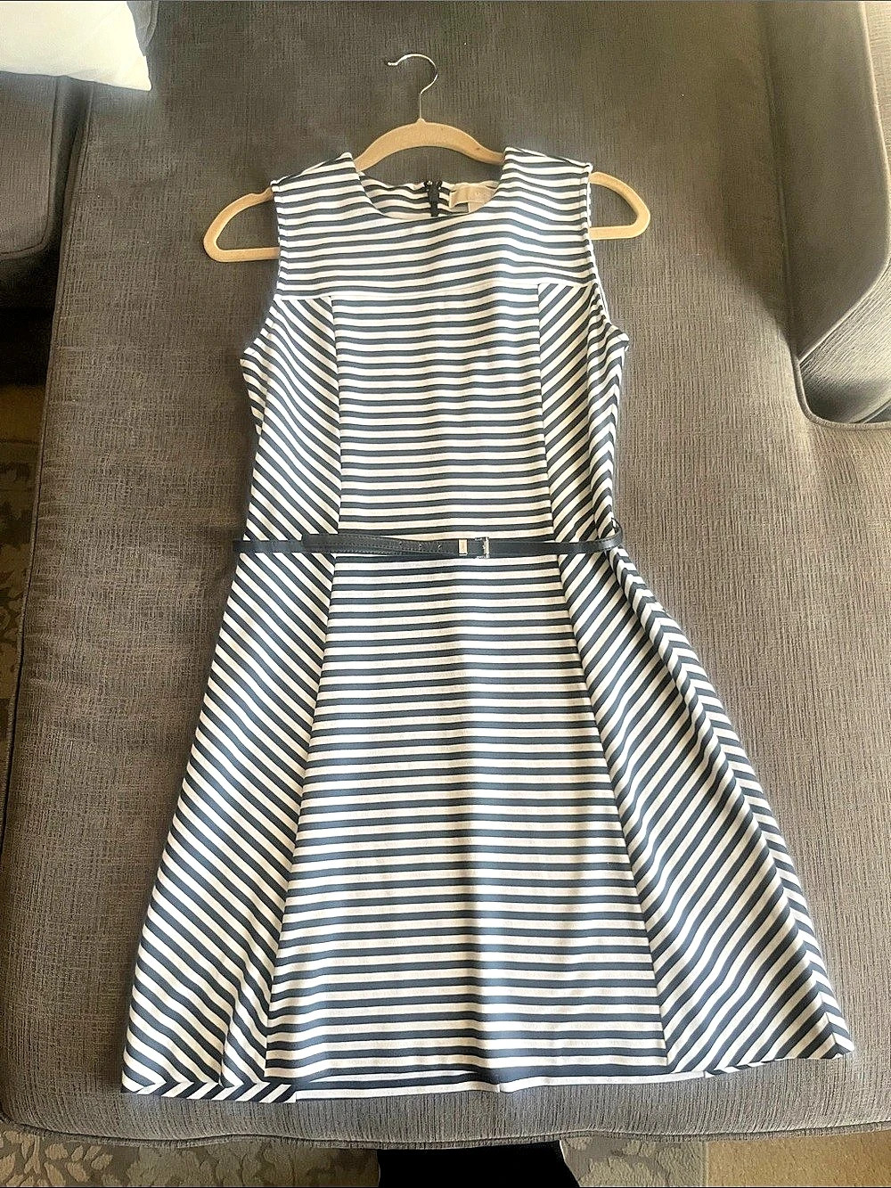 Michael Kors Striped Mini Dress in Blue & White Size 6 Like New